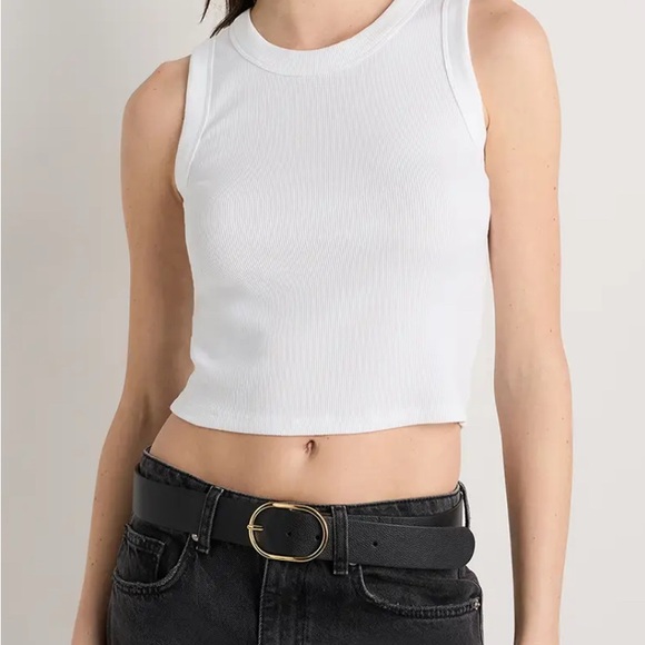 NWOT! Quince Women Organic Cotton Micro-Rib Cropped Cutaway Tank (2 Pack) Large - Picture 5 of 5